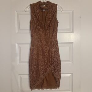 Elegant Lace Sleeveless Dress - Brown